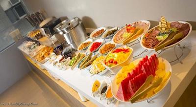 رویال این لینسن