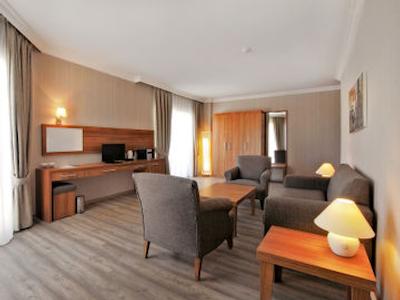 آلکوچلر اکسکلوسیو آلاچاتی هتل