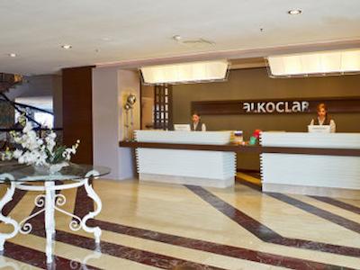 آلکوچلر اکسکلوسیو آلاچاتی هتل