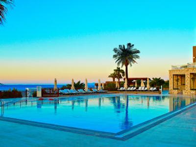 آلکوچلر اکسکلوسیو آلاچاتی هتل