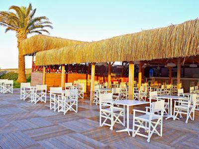 آلکوچلر اکسکلوسیو آلاچاتی هتل