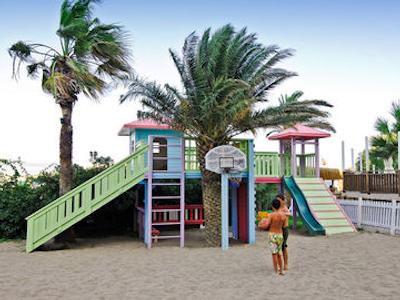 آلکوچلر اکسکلوسیو آلاچاتی هتل