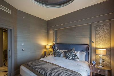 هیلتون بورسا کانونشن سنتر اند اسپا