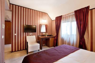 بست وسترن پلاس بریستول هتل