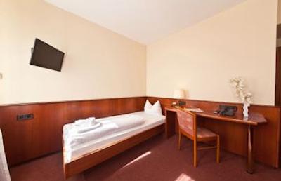 نووم هتل هاگمن هامبورگ هافن