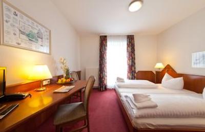 نووم هتل هاگمن هامبورگ هافن