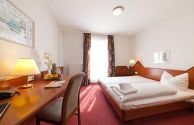 نووم هتل هاگمن هامبورگ هافن