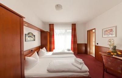 نووم هتل هاگمن هامبورگ هافن