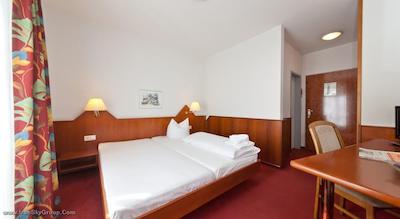 نووم هتل هاگمن هامبورگ هافن