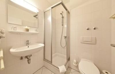 نووم هتل هاگمن هامبورگ هافن