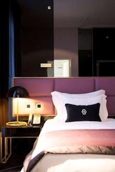 آلتیس اونیدا هتل