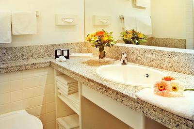 هتل فرانکفورت اوفنباخ سیتی بای تولیپ این