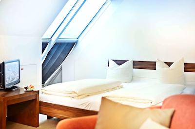 هتل فرانکفورت اوفنباخ سیتی بای تولیپ این