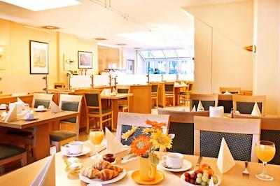 هتل فرانکفورت اوفنباخ سیتی بای تولیپ این