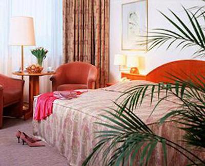 دیپلمات هتل پراگ