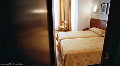 هوستال لویس XV