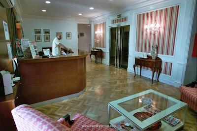 هوستال لویس XV