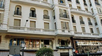 هوستال لویس XV