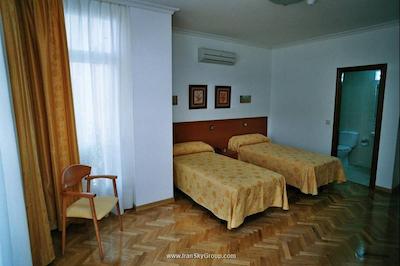 هوستال لویس XV