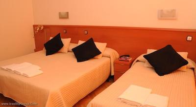 هوستال لویس XV