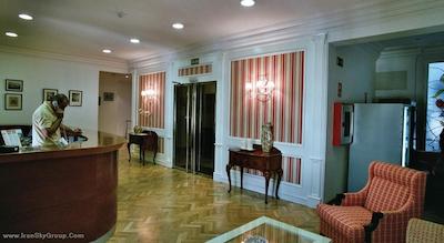 هوستال لویس XV