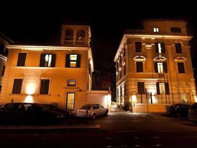 سنتر 1 اند سنتر 2