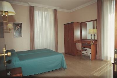 سنتر 1 اند سنتر 2