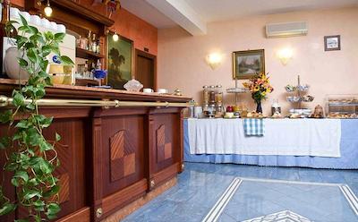 سنتر 1 اند سنتر 2