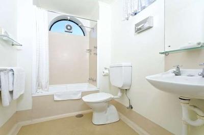 بریکفری دایرکترز استودیوز