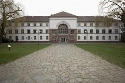 شرایتون آفنباخ هتل