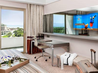 ریکسوس پرمیوم بلک