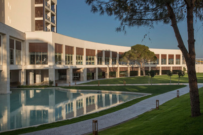 ریکسوس پرمیوم بلک