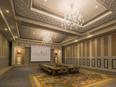 ریکسوس پرمیوم بلک