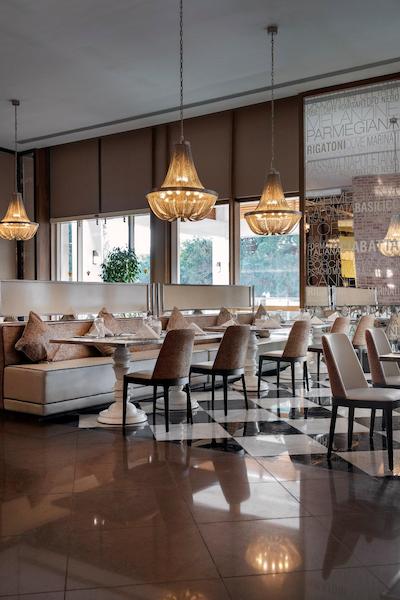 ریکسوس پرمیوم بلک