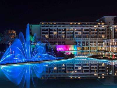 ریکسوس پرمیوم بلک