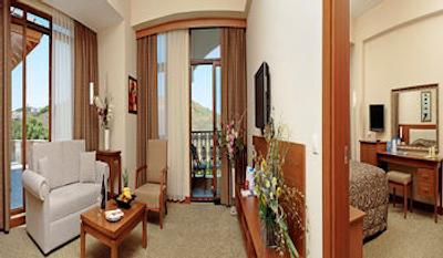 شیله گاردنز هتل انداسپا