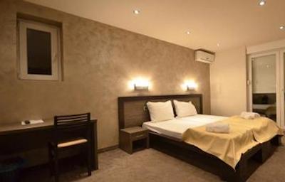 ویلا میستیک