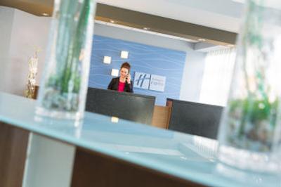 هالیدی این اکسپرس کبک سیتی سنت-فوی