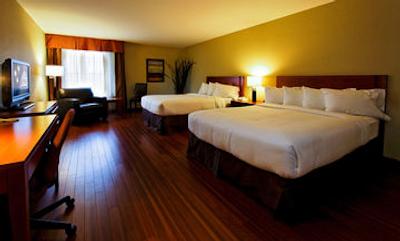 هالیدی این اکسپرس کبک سیتی سنت-فوی