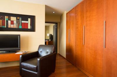 هالیدی این اکسپرس کبک سیتی سنت-فوی