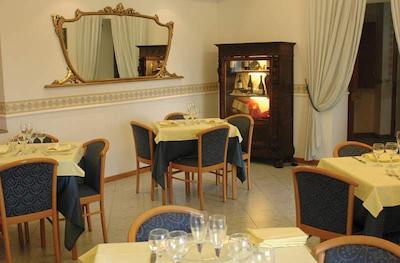 گلدن تولیپ رم ایرپورت