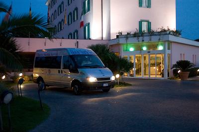 گلدن تولیپ رم ایرپورت