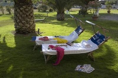 گلدن تولیپ رم ایرپورت