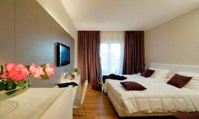 گلدن تولیپ رم ایرپورت