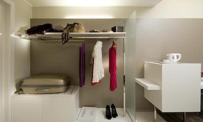 گلدن تولیپ رم ایرپورت