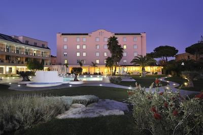 گلدن تولیپ رم ایرپورت