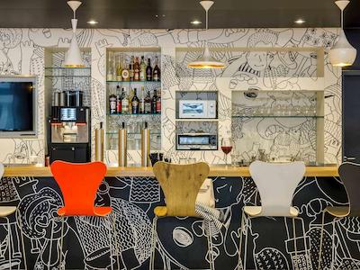 آیبیس وین ماریاهیلف