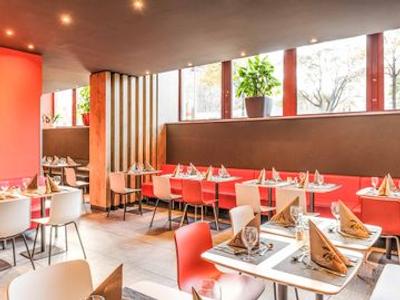 آیبیس وین ماریاهیلف