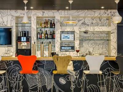 آیبیس وین ماریاهیلف