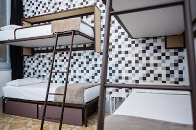 کاسا گراسیا هاستل